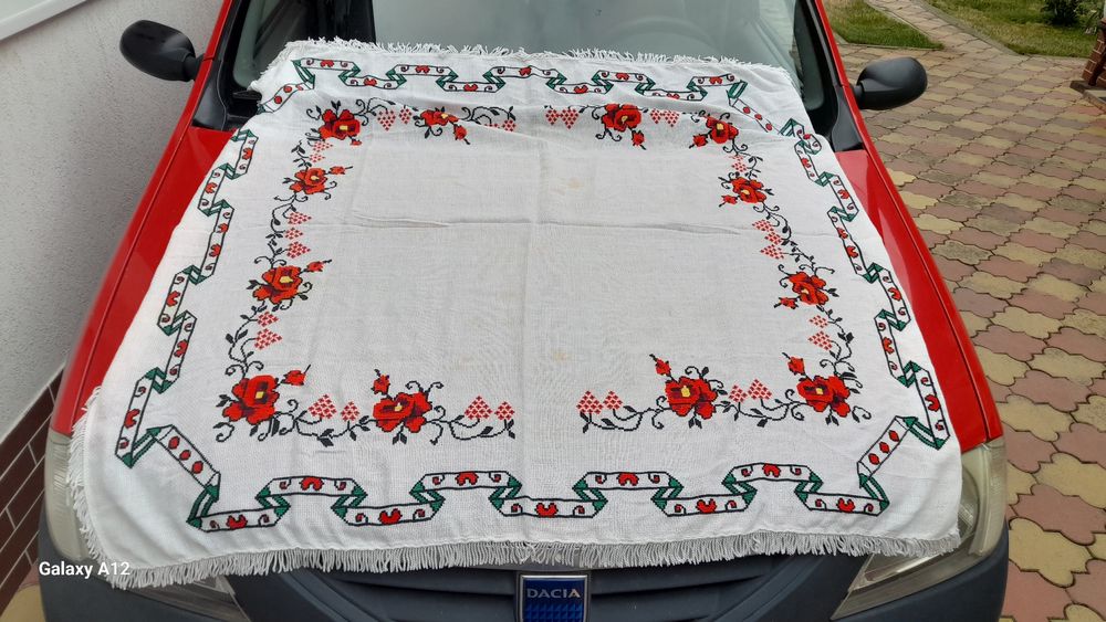 Față de de masă din itamina