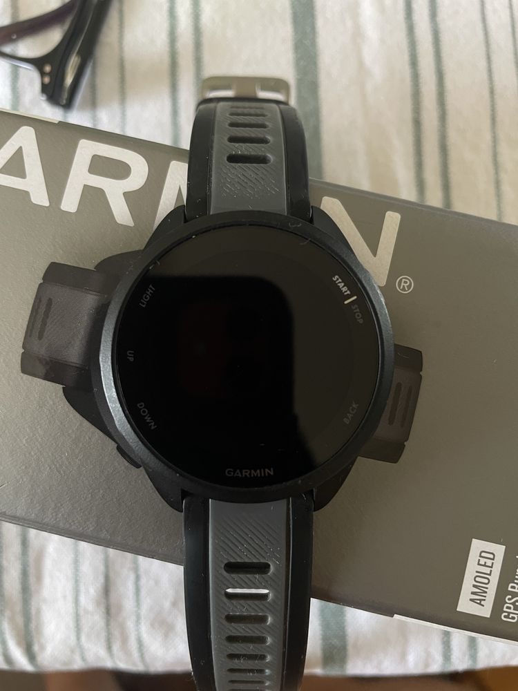 Garmin forerunner 165 / часовник Гармин 165