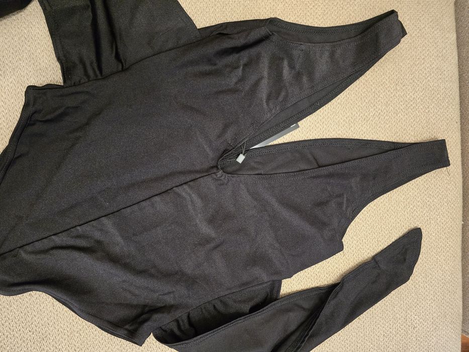 Costum Boohoo intreg