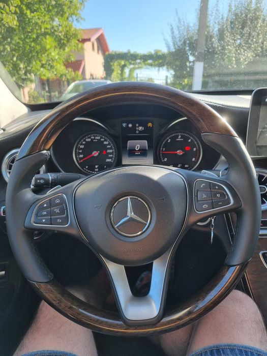 Mercedes C-Class 220