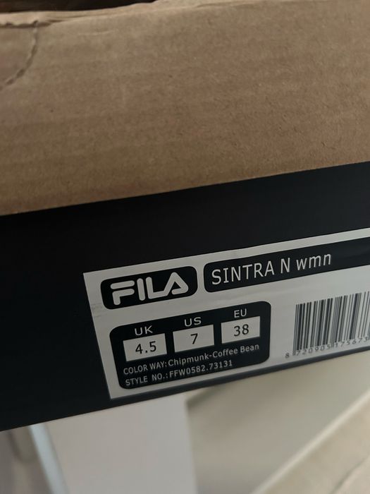 Сникърси Фила Sintra N