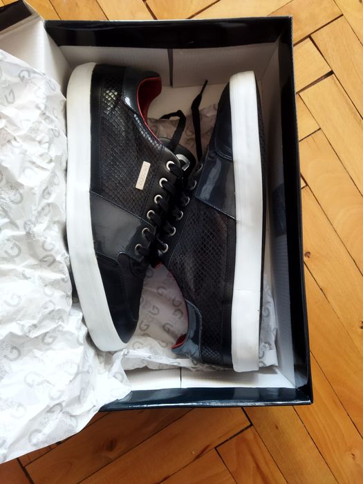 Cruyff с кутия мъжки сникърси