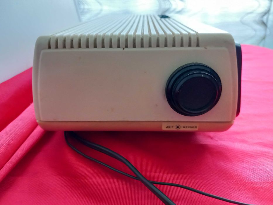 Флип Радио Часовник ASTROSOUND