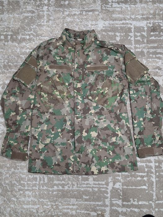 Bocanci si tinuta militara