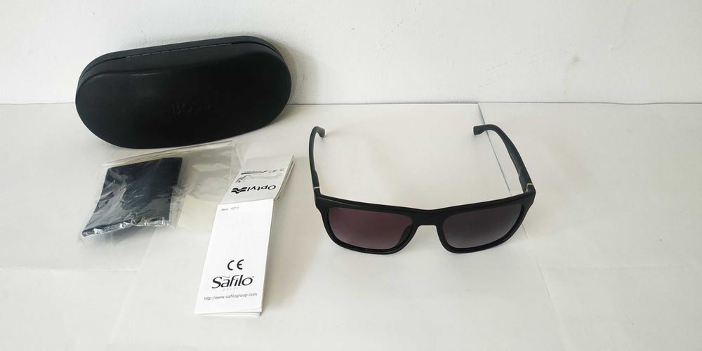Hugo Boss ochelari soare noi - pret magazin 1000 ron