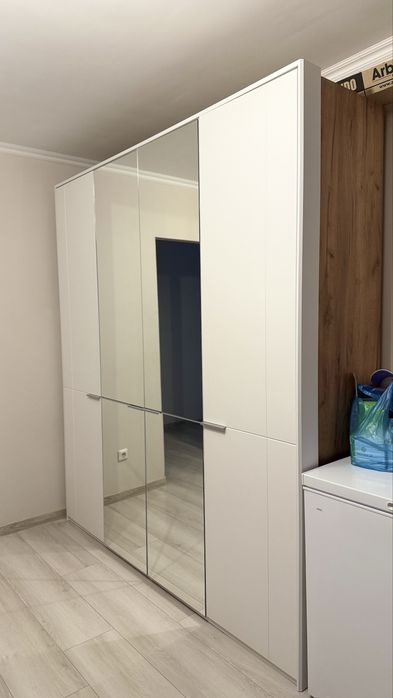 Продаю шкаф пользовались год