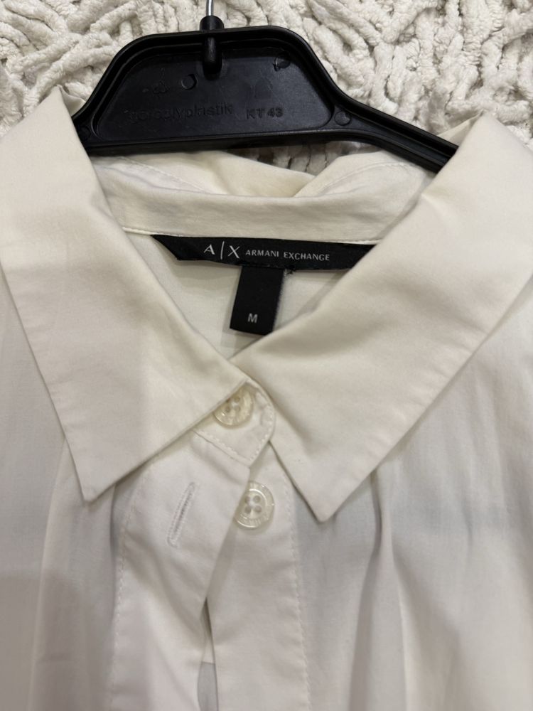Рубашка Armani exhange . Размер М . В очень хорошем .