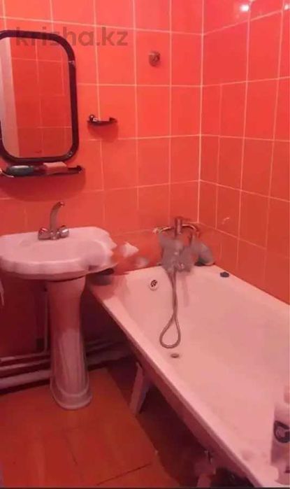 *Продается 2- х комн , 15  микр, Майкудук!