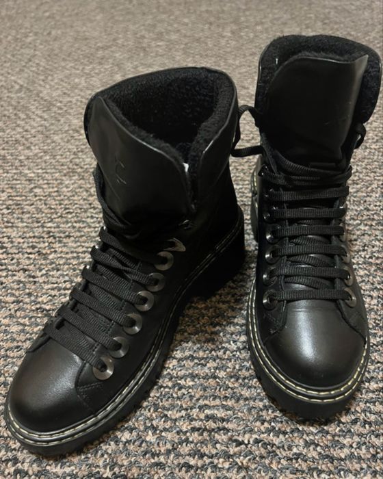 Ghete Luca di Gioia din piele