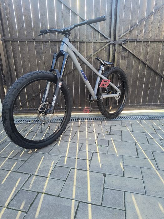 Vand/Schimb Dirt Dmr Rhythm custom 2024 Nou