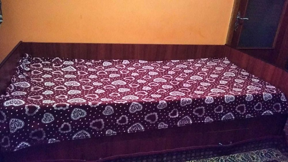 Vand mobila dormitor