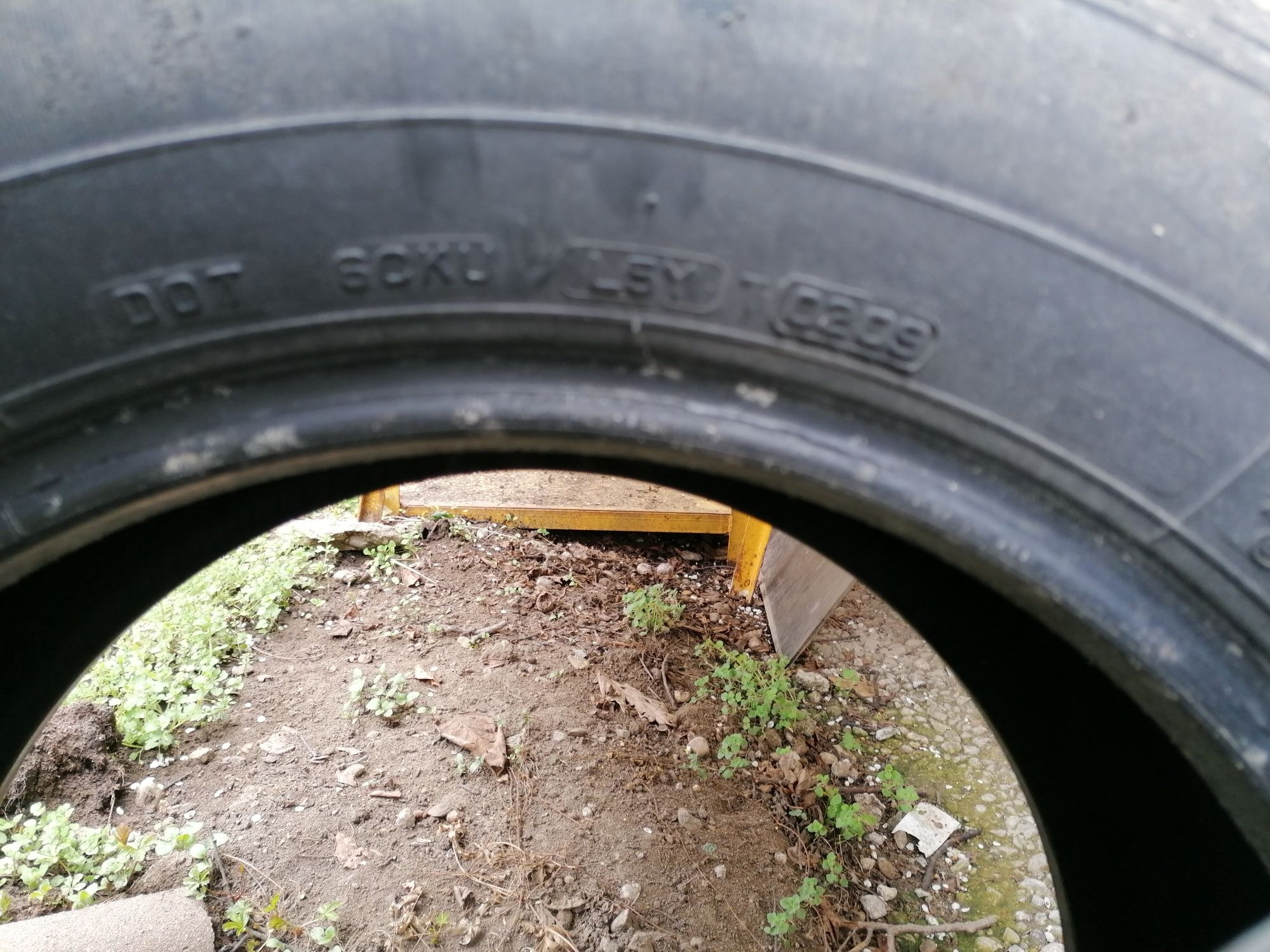 Гуми 235/60/16 BRIDGESTONE