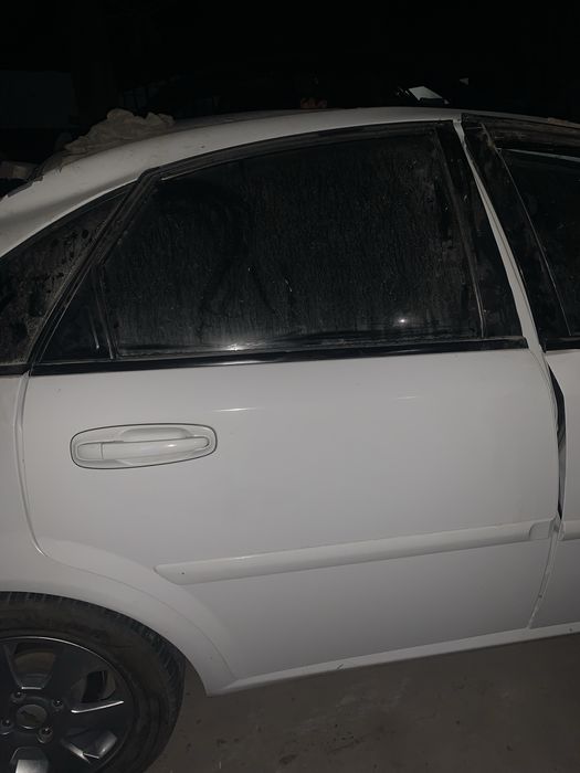 Gentra eshiklari radnoy