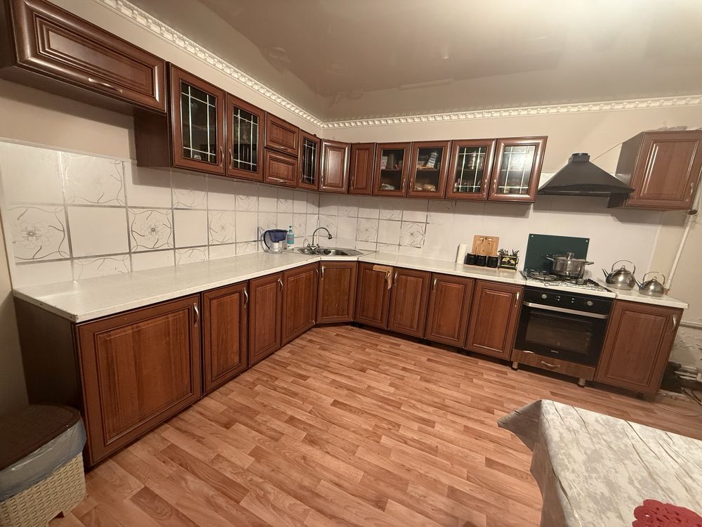 Кухонный гарнитур