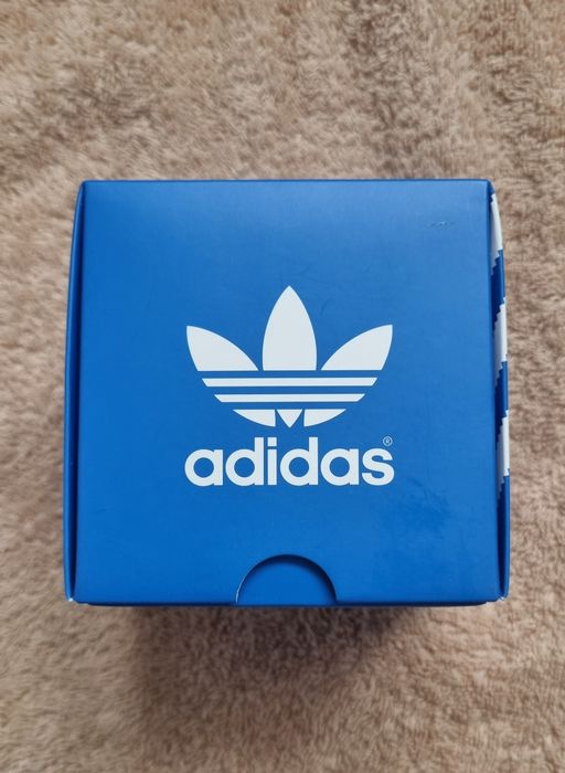 Часы Adidas кварцевые