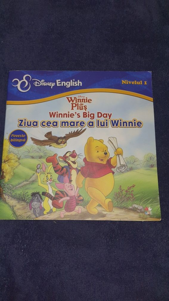 Carte bilingva Winnie