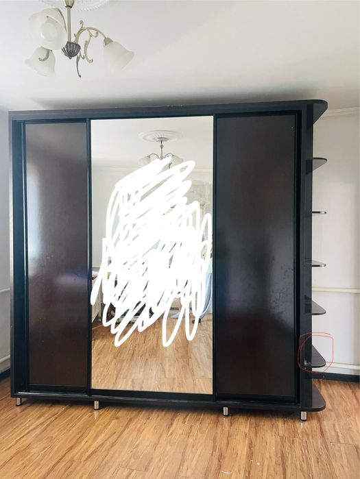 Продам шкаф купе. В хорошем состояний.  Вместительный.