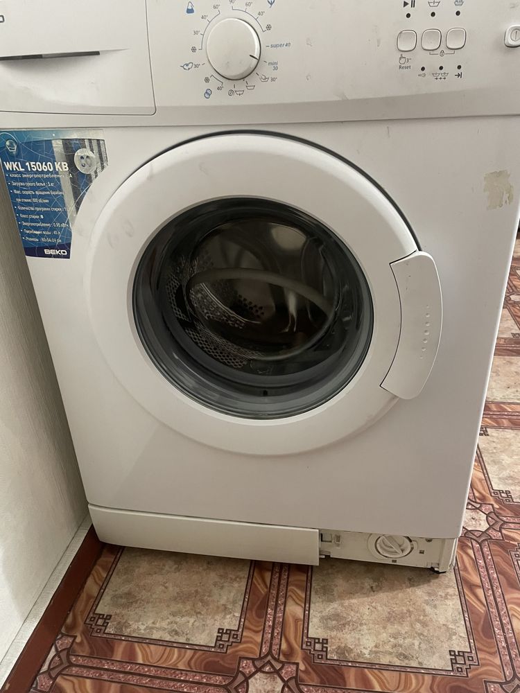 Продам стиральную  машину автомат