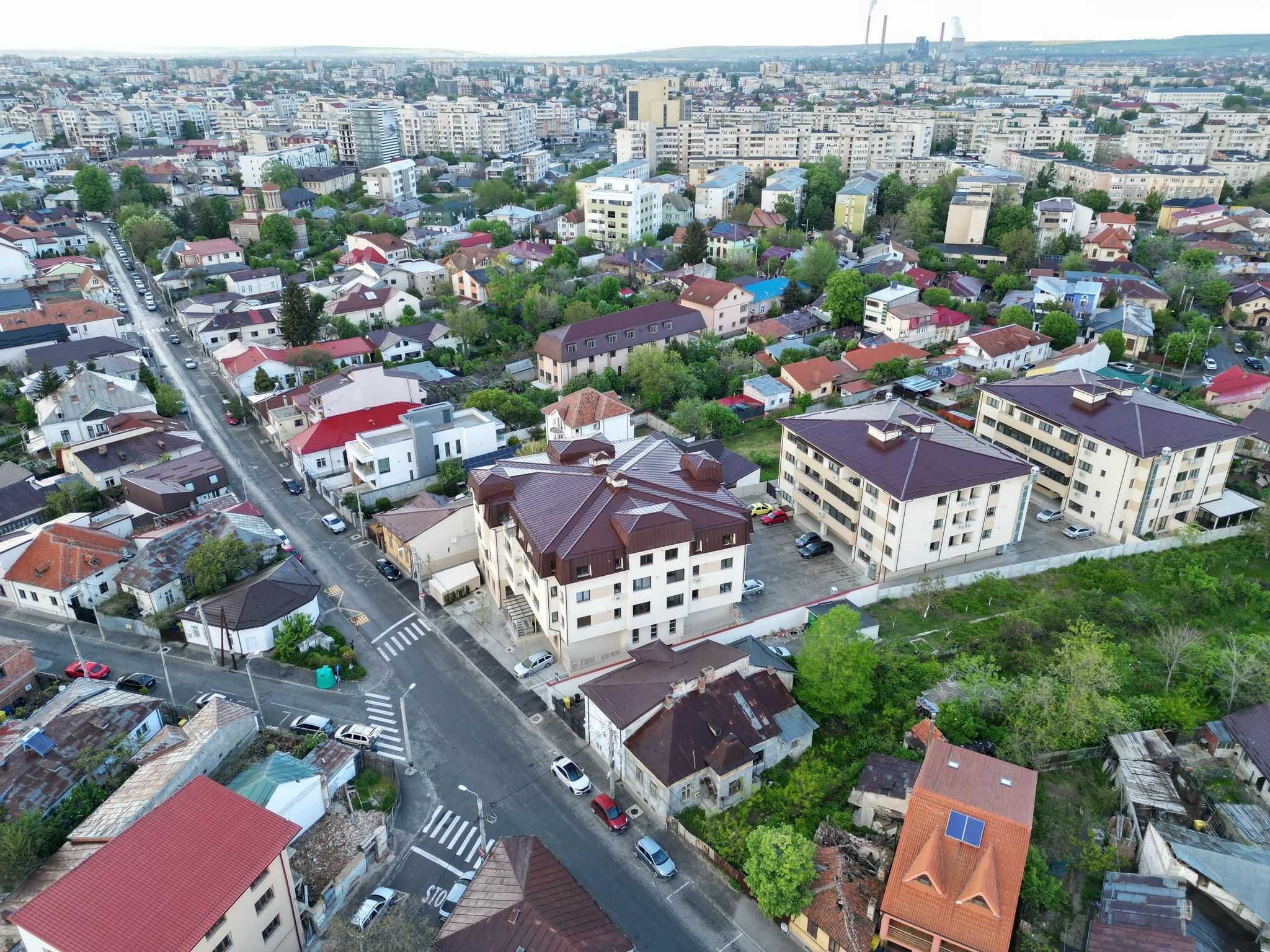 Spatii comerciale str Sfinții Apostoli nr 37