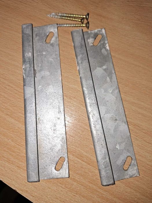 Vand Lustre, Farfurii decorative