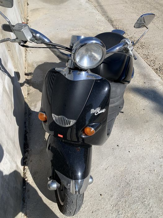 Vand Aprilia Mojito Custom