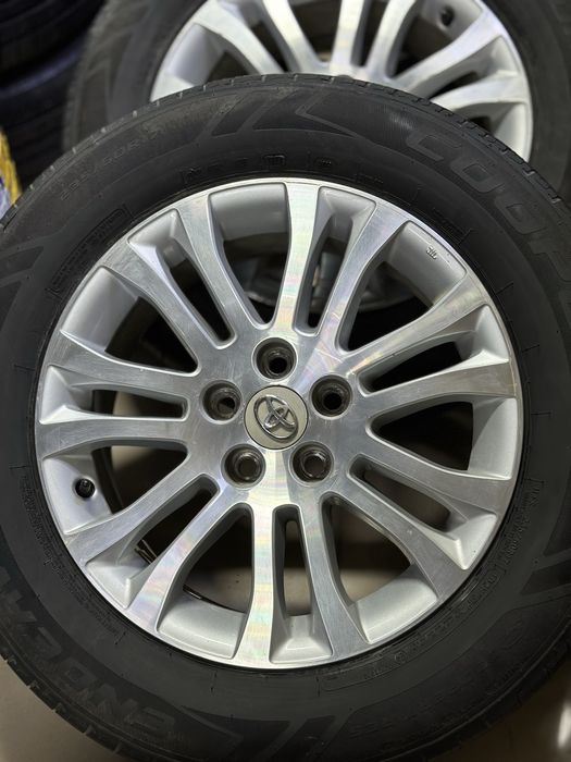 Toyota  Сиенна XLE оригинал комплект диски