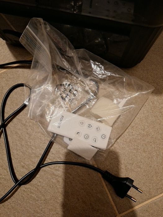 Reducere 35% NOU ocazie Umidificator ultrasonic cu abur rece și cald,