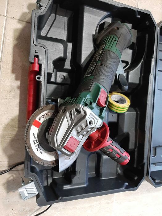 Нов Ъглошлайф на батерия Parkside PWSA 20-Li, Пълен Комплект