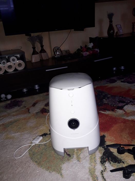 Aparat pt mancare pisica catel
