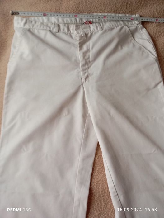 Bluze medicale cu pantaloni albe mar L