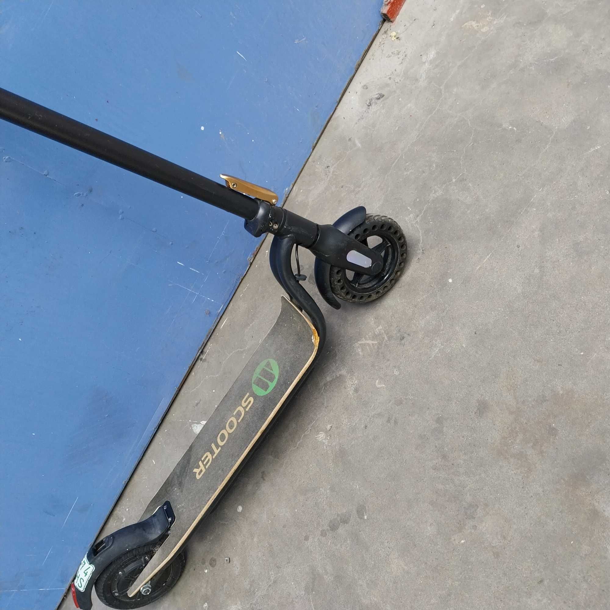 НАЙ ДОБРАТА ОФЕРТА Електрическа тротинетка  М Scooter