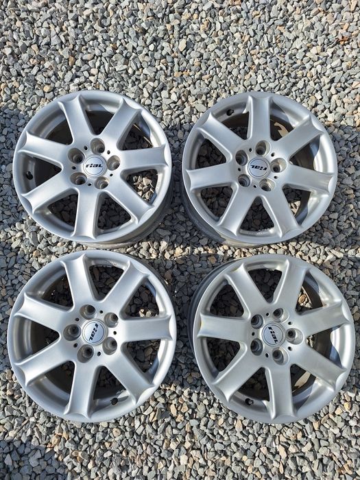 5x120..16цола.7j ET44 Rial