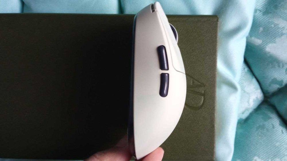 Продам игровую мышку RED square IO NOVA SE