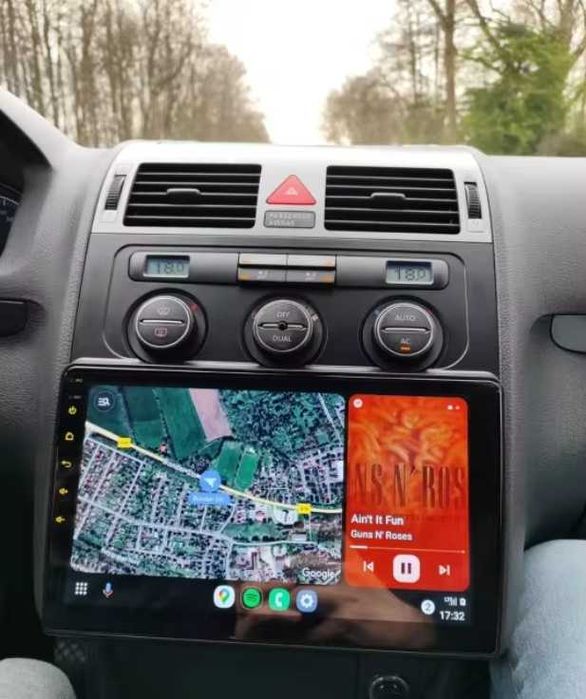 Navigatie Android VW Touran 2003-2010, 8Core, 2G + 32G , MONTAJ INCLUS