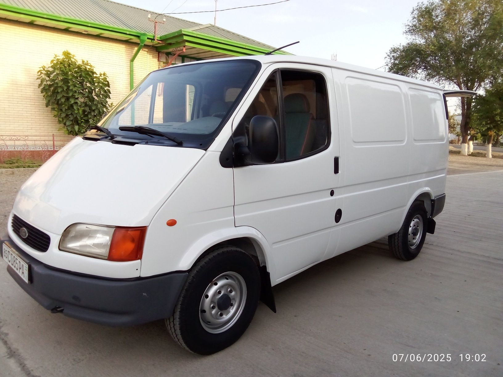 Ford tranzit yuk