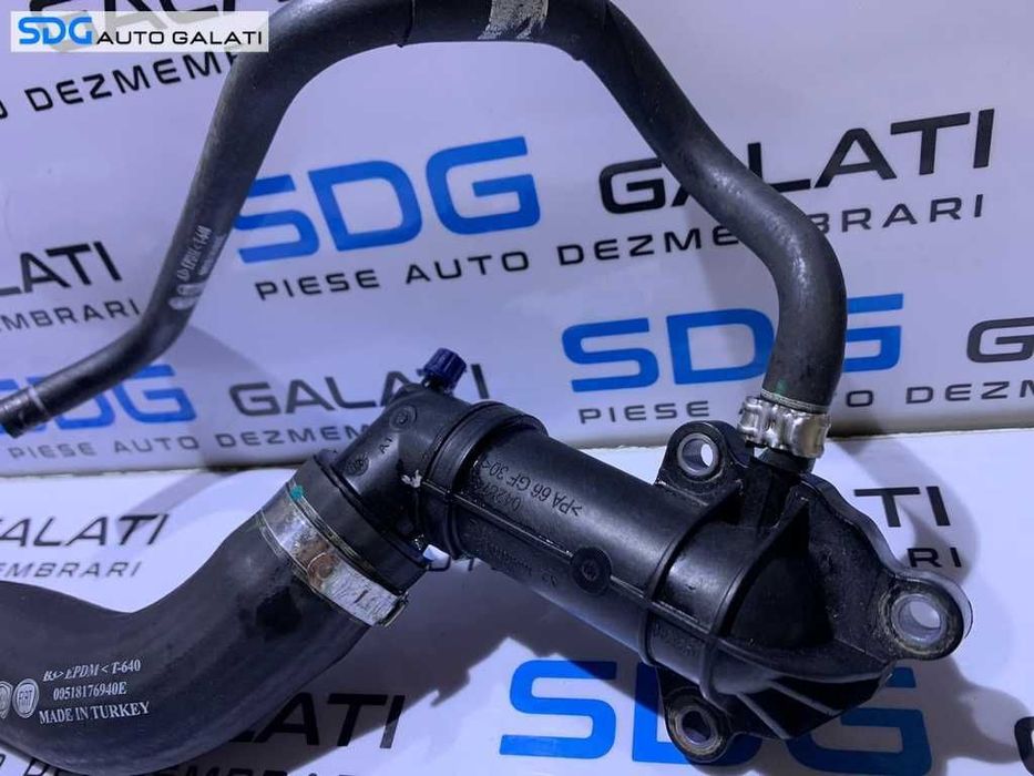 Suport Carcasa Termostat cu Furtun Furtune Apa Radiator Racitor Gaze Suport EGR Fiat 500L 1.6 JTD Multijet 2012 - Prezent