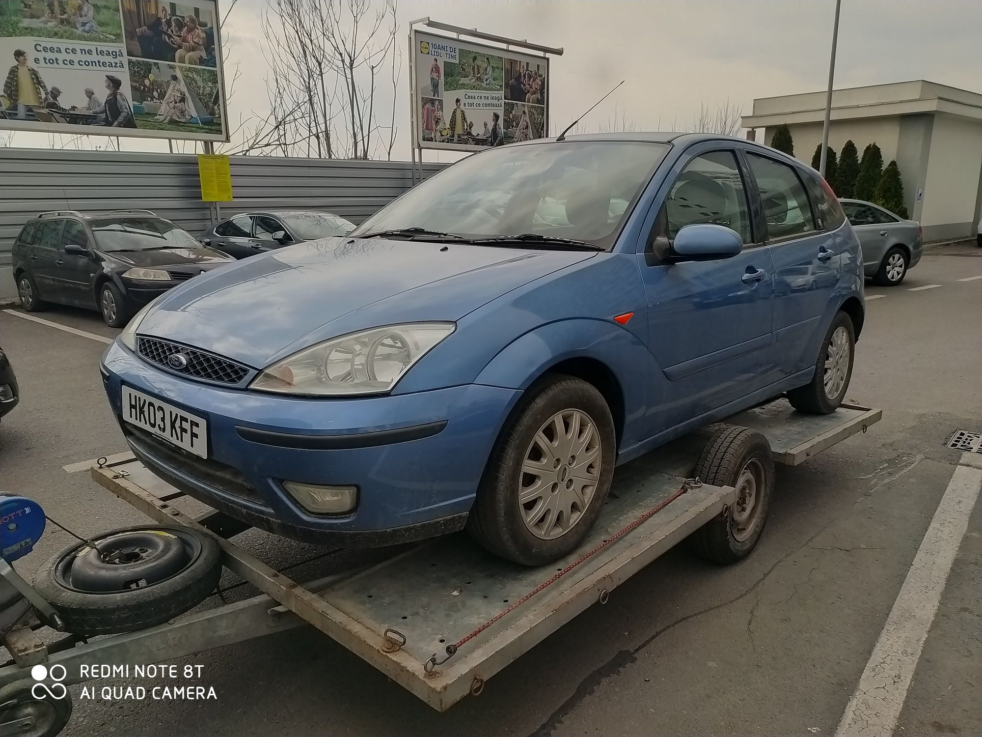 Dezmembrez Ford focus 16 benzina 2004