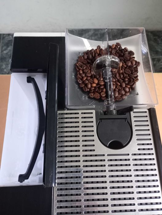 Кафемашина висок клас Melitta Caffeo CI