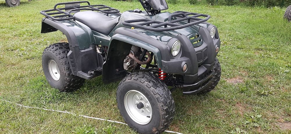 Vând atv adly 300cc 2x4