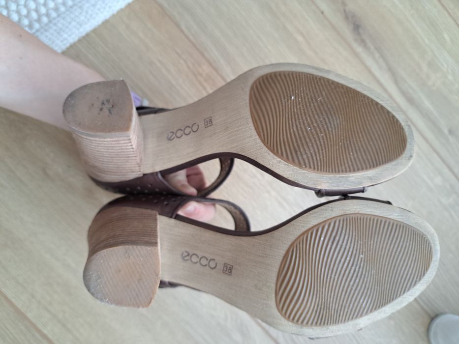 Sandale ECCO marime 38