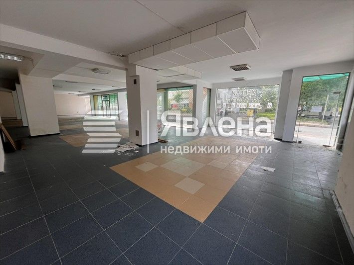 Дава се под наем Магазин в Несебър - 555 кв.м за 5550 € - Снимка #7