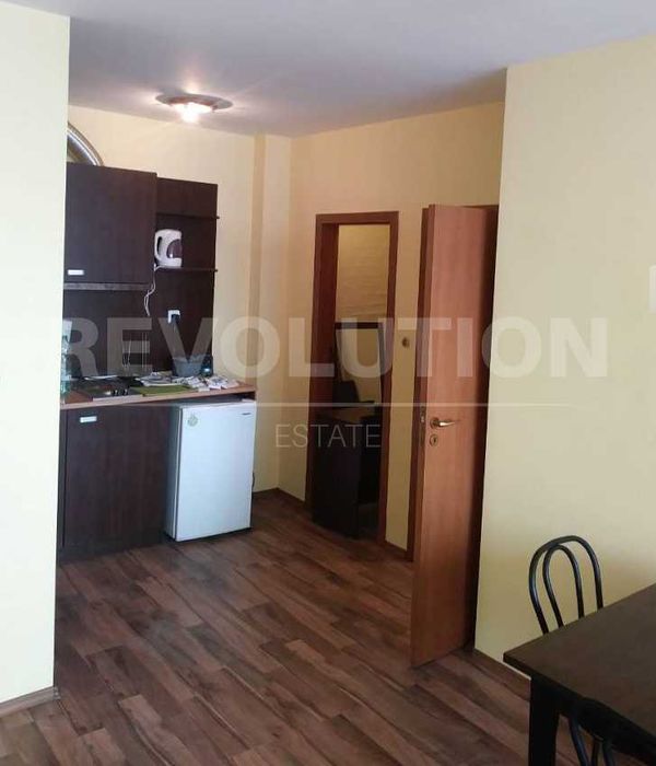 Дава се под наем Двустаен апартамент в Пловдив, Гагарин - 65 кв.м за 300 € - Снимка #1