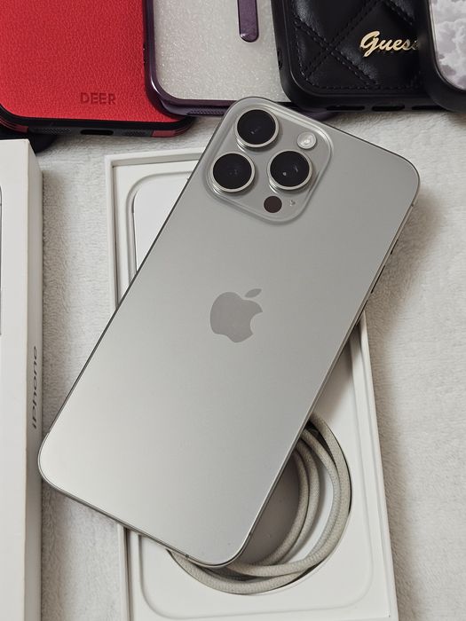 Iphone 15 pro max 256GB  baterie 90% ca nou Full box