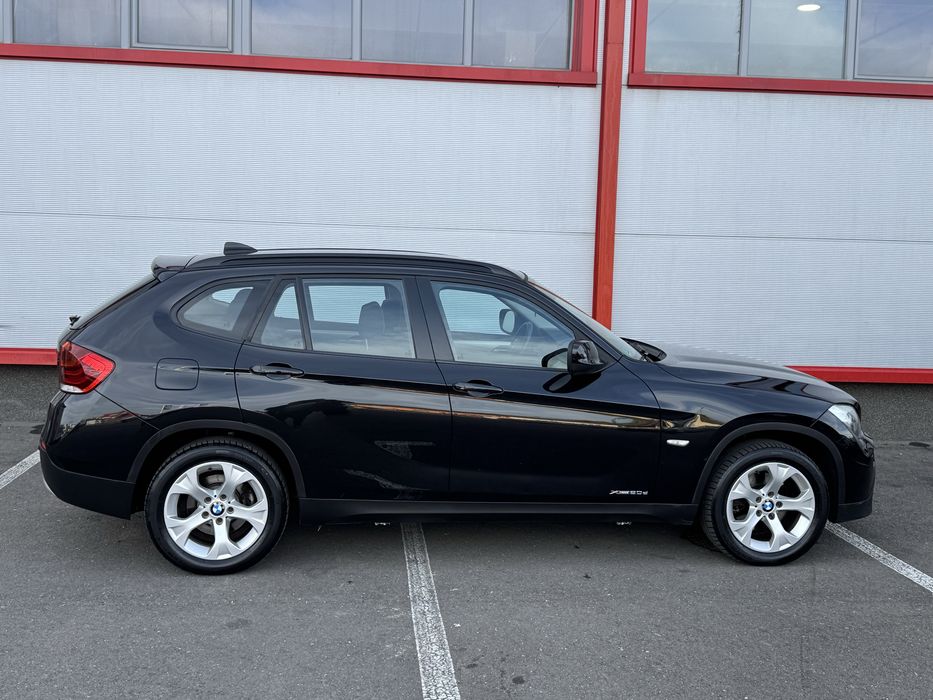 Bmw x1/X-drive/Navigatie/4x4/bi-xenon/euro5/Carlig/2.0/177 CP