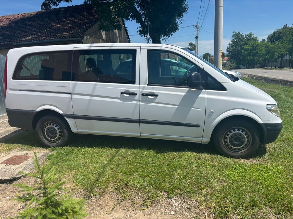 Mercedes vito de persoane