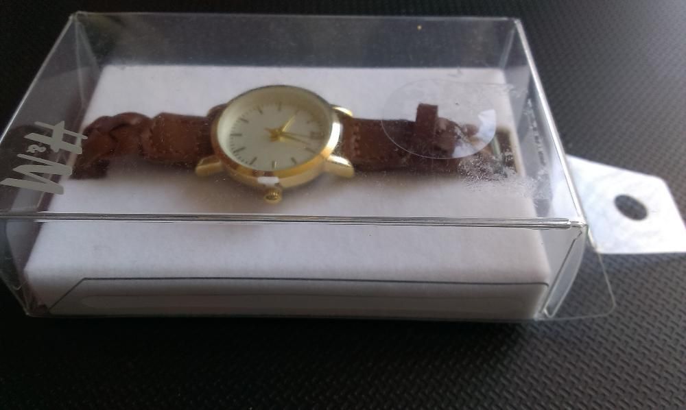 H&M нов часовник
