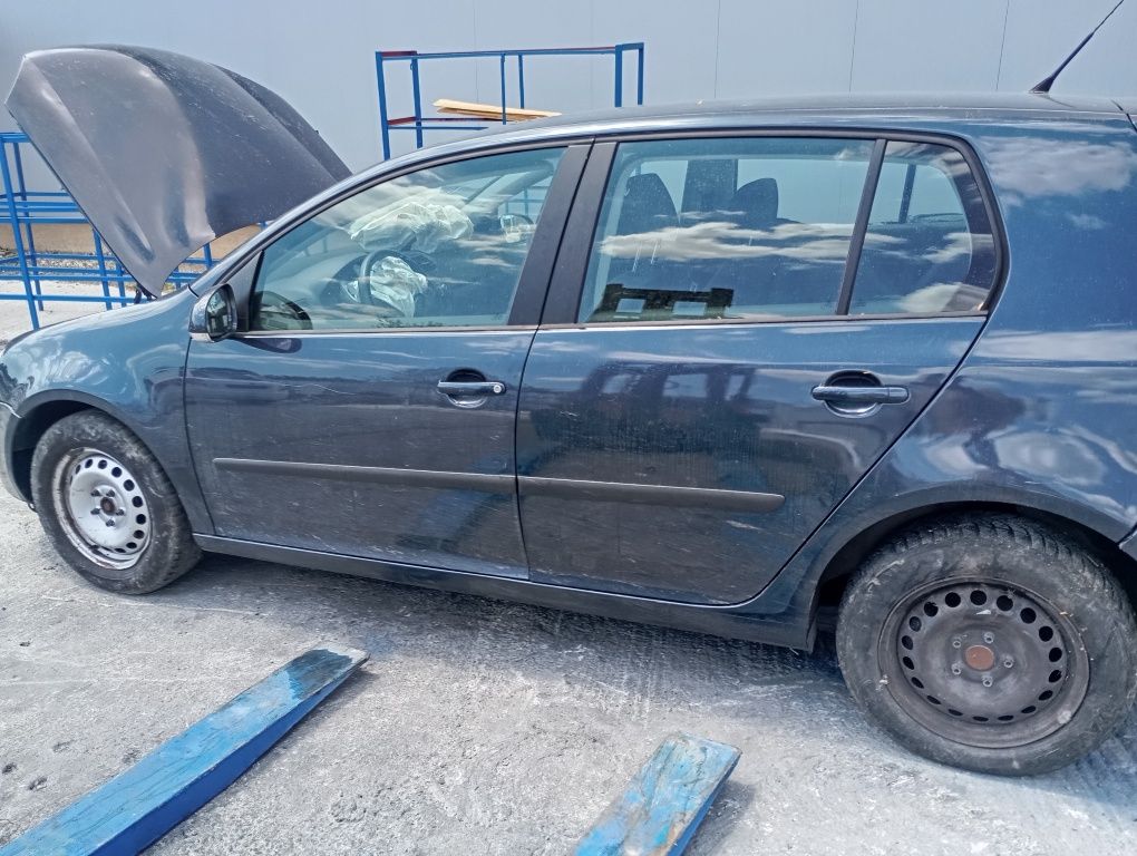 Голф 5 1.9 на части