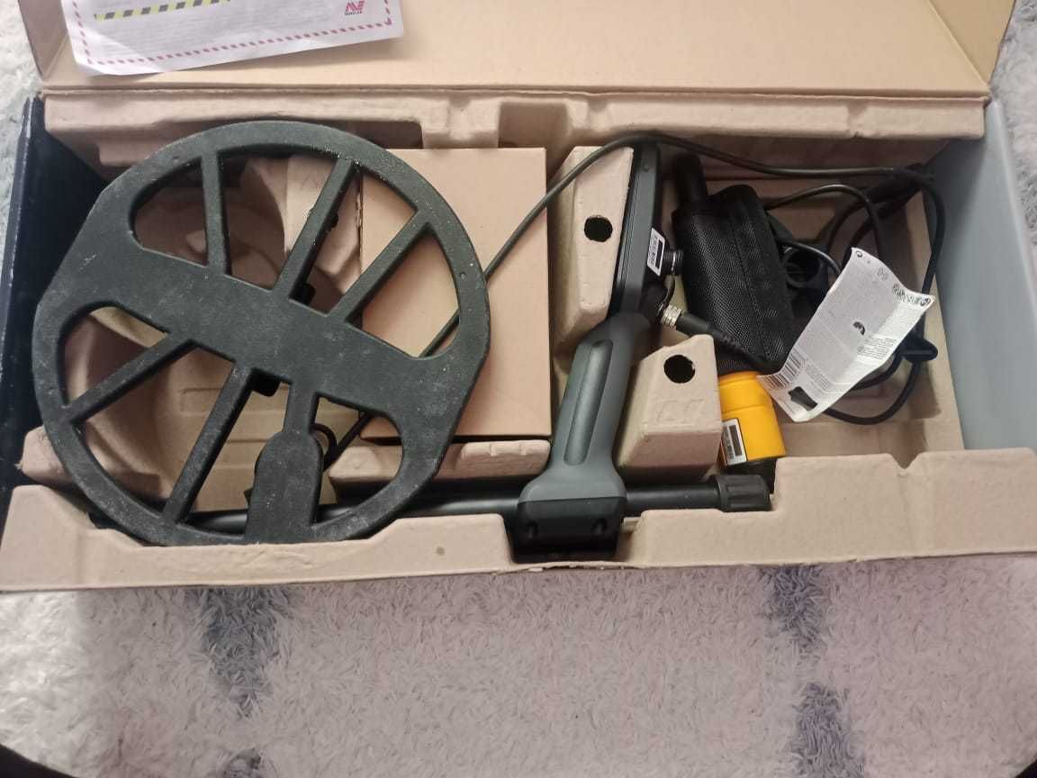 Металлоискатель Minelab EQUINOX 600