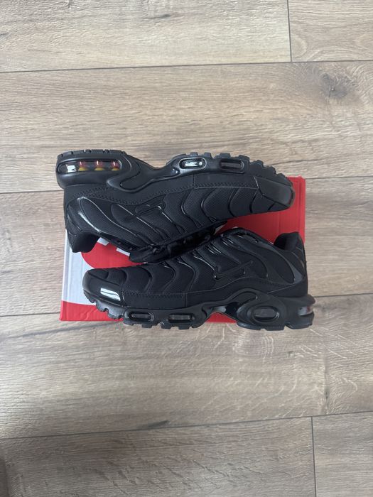 ! REDUCERE ! Nike Tn Air Max Plus Black