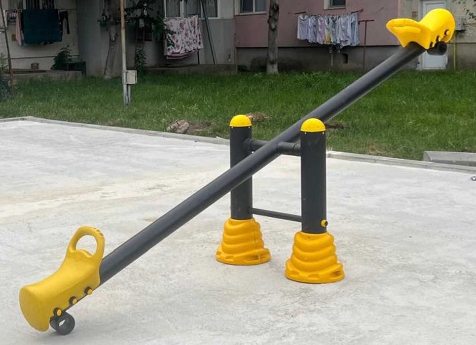 STOC! Balansoare copii simple si duble cu doua sau 4 locuri